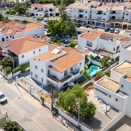 Vivenda Neves In By Lovelystay Apartament