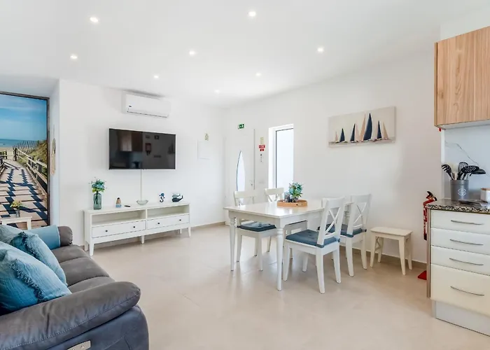 아파트 Vivenda Neves In By Lovelystay 알부페이라