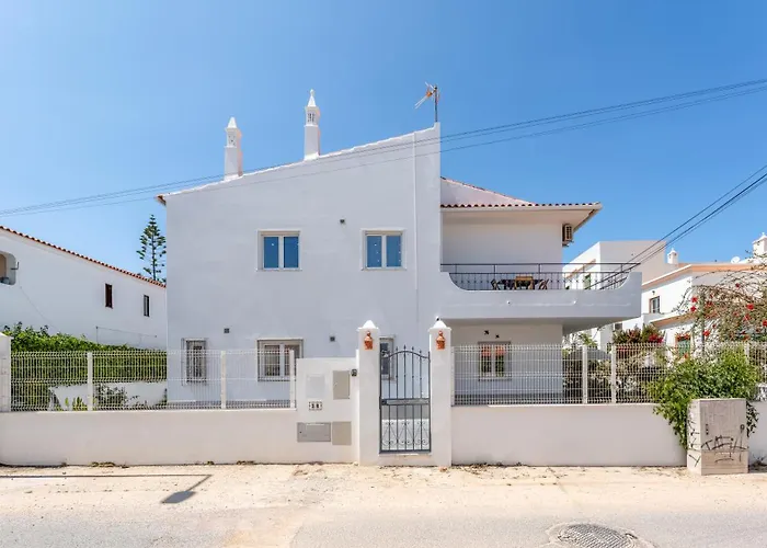 아파트 Vivenda Neves In By Lovelystay 알부페이라