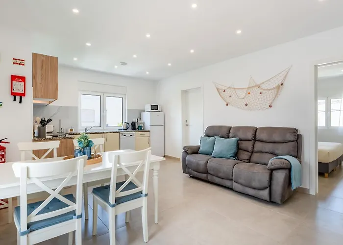 Vivenda Neves In By Lovelystay Appartamento