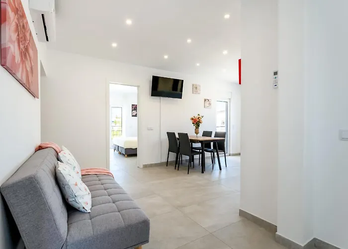 Vivenda Neves In By Lovelystay Appartamento Albufeira
