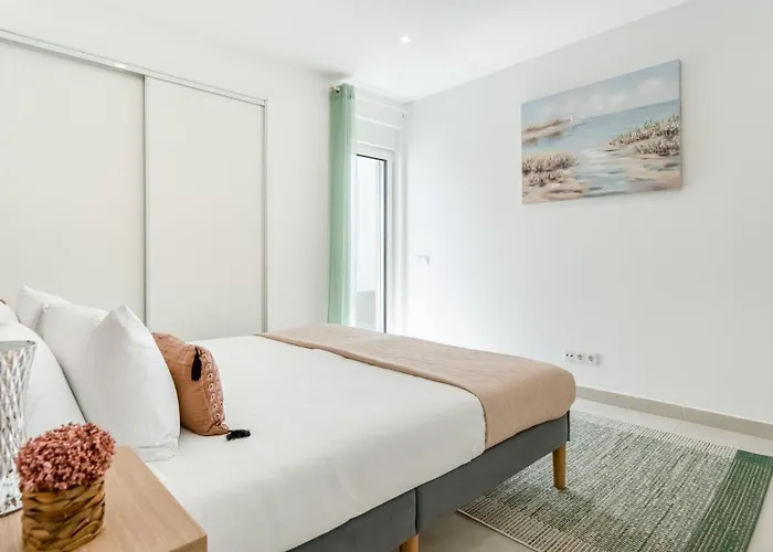 Vivenda Neves In By Lovelystay Appartamento Albufeira